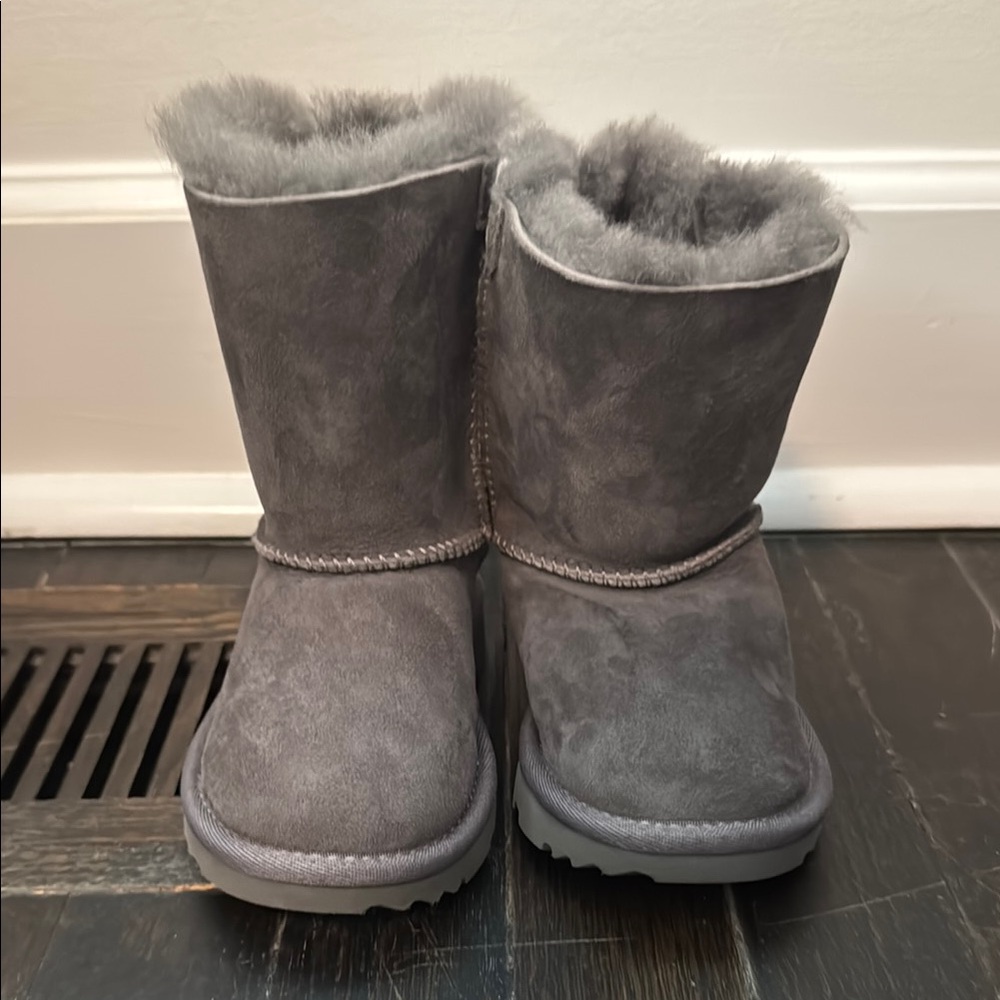 Cozy Gray Kids Boots